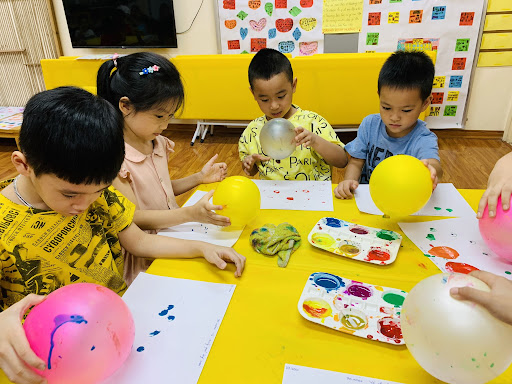 tro-choi-lam-bong-bong-mau